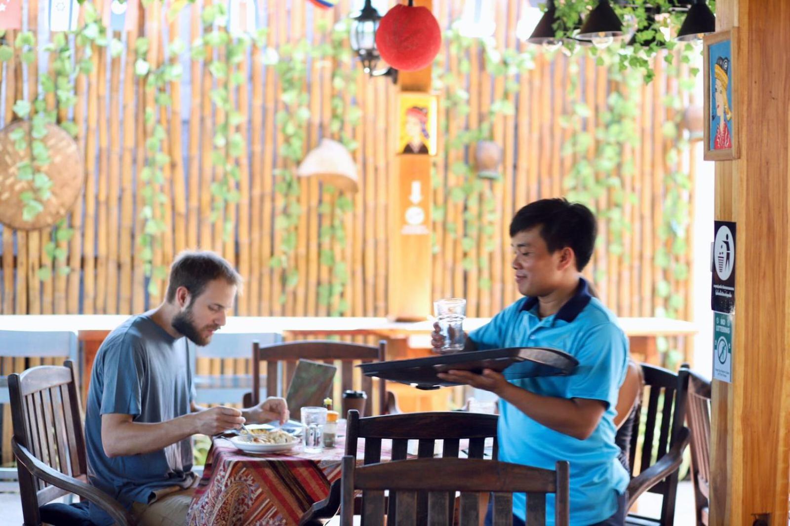 Chanthavong Hostel Luang Prabang Esterno foto
